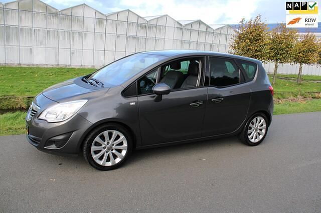 Grijs Gebruikt 2012 Opel Meriva Cosmo MPV | € 4.900 (Eerlijke prijs) - Afbeelding 1/4