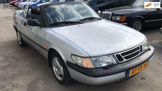 Grijs Gebruikt 1997 Saab 900 Hatchback | € 3.989 - Afbeelding 1/4