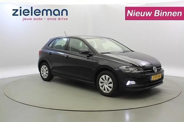 Zwart Gebruikt 2020 VW Polo Comfortline Hatchback | € 12.845 (Goede deal) - Afbeelding 1/4