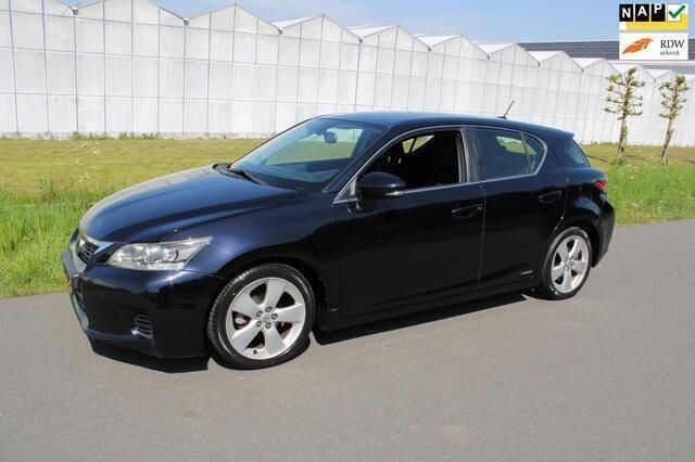 Paars Gebruikt 2012 Lexus CT200h Hatchback | € 9.900 (Iets duurder) - Afbeelding 1/4