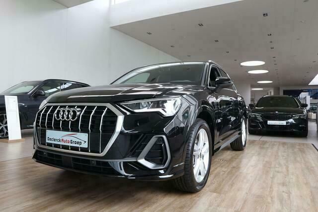 Zwart Gebruikt 2021 Audi Q3 S-Line SUV | € 54.995 - Afbeelding 1/4