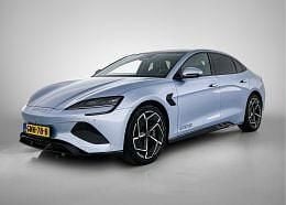 Blauw metallic Gebruikt 2024 BYD Seal Design Sedan | € 38.695 (Eerlijke prijs) - Afbeelding 1/3