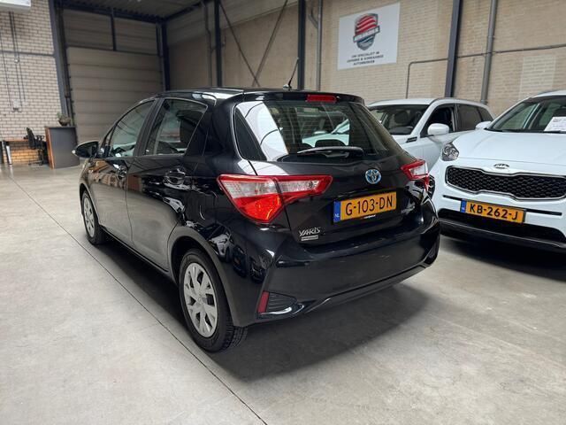 Occasion Toyota Yaris Active 74 PK (54 kW) 2019 Zwart Hatchback