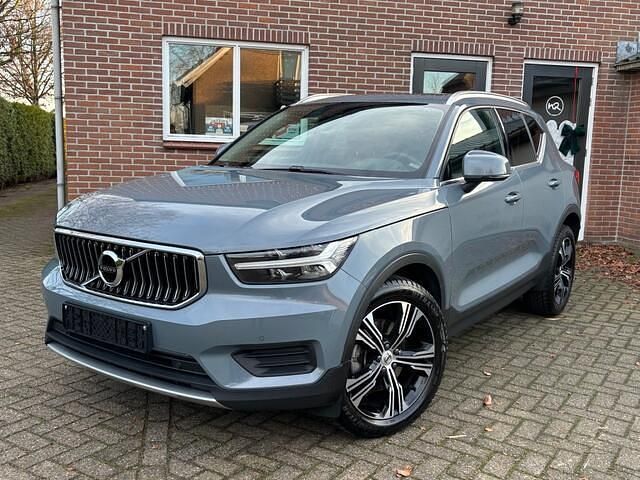 Grijs Occasion 2021 Volvo XC40 SUV | € 31.950 (Eerlijke prijs) - Afbeelding 1/4