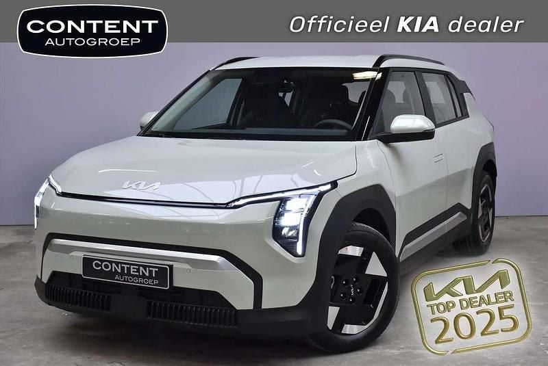Aventurine green (groen metallic) Nieuw 2025 Kia EV3 Air SUV | € 33.290 (Super prijs) - Afbeelding 1/4