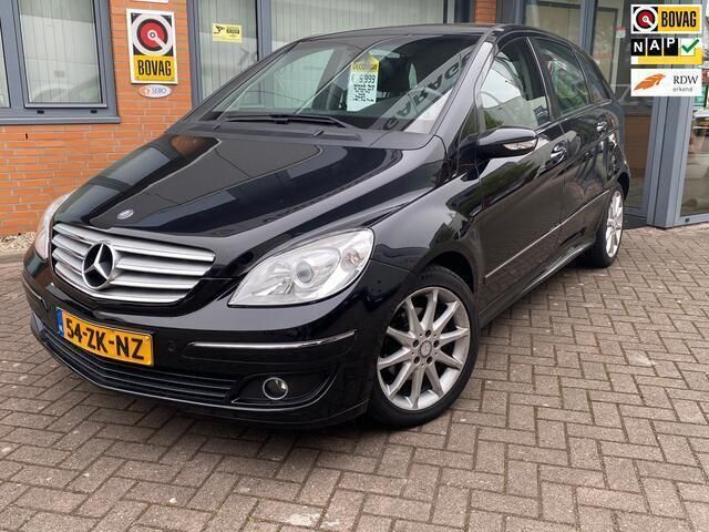 Zwart Gebruikt 2008 Mercedes B200 MPV | € 4.829 (Eerlijke prijs) - Afbeelding 1/4