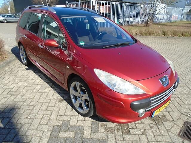 Occasion Peugeot 307 140 PK (102 kW) 2005 Rood (metallic) Stationwagen