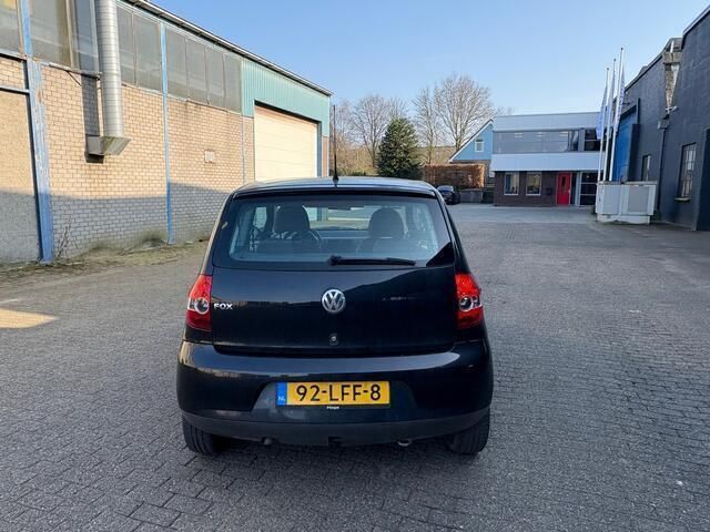 Occasion VW Fox Trendline 54 PK (39 kW) 2010 Zwart Hatchback
