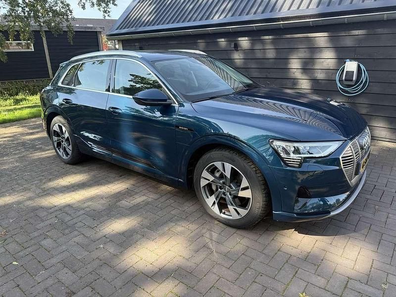 Blauw Gebruikt 2019 Audi e-tron SUV | € 23.500 (Super prijs) - Afbeelding 1/4