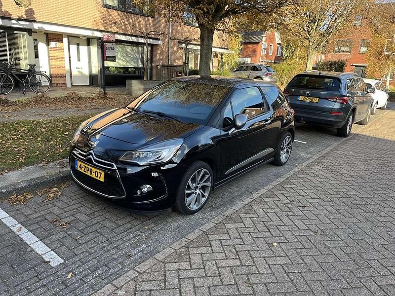 Occasion Citroën DS3 Business Class 110 PK (80 kW) 2015 Zwart Hatchback
