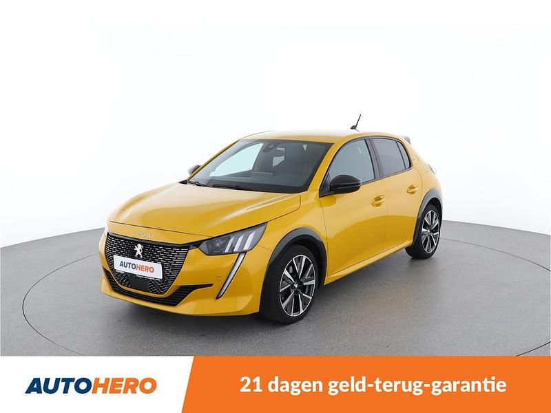 Geel (metallic) Gebruikt 2021 Peugeot 208 GT-line Hatchback | € 15.349 (Super prijs) - Afbeelding 1/4