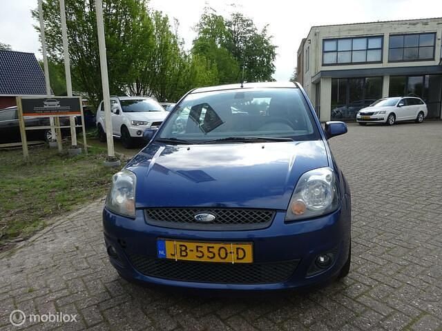 Occasion Ford Fiesta Ambiente 80 PK (58 kW) 2007 Blauw Hatchback