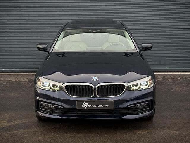 Blauw Gebruikt 2020 BMW 530e Sport Line Sedan | € 26.950 (Super prijs) - Afbeelding 1/4
