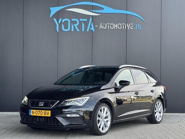 Zwart Gebruikt 2019 Seat Leon ST FR Stationwagen | € 16.950 (Eerlijke prijs) - Afbeelding 1/4