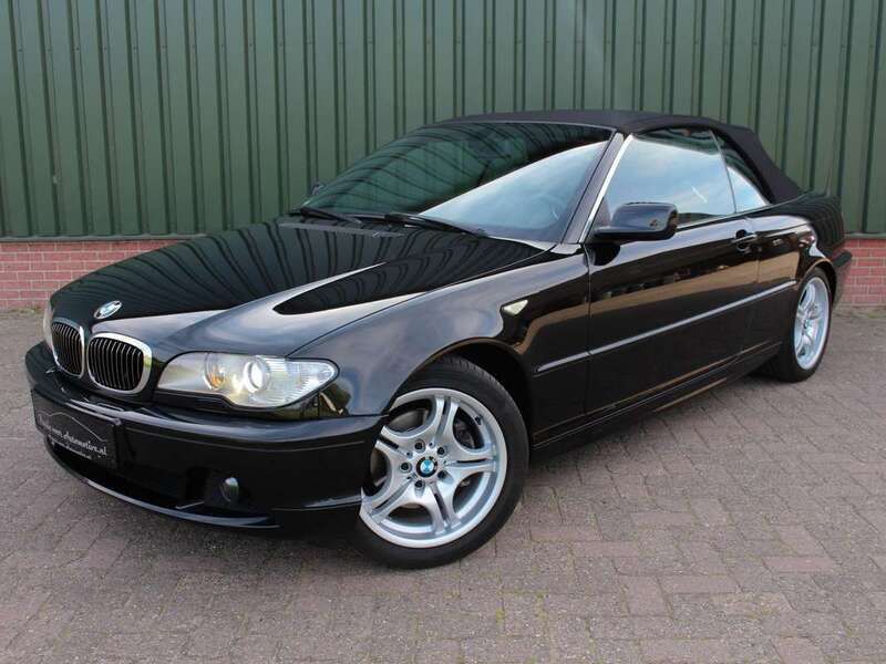 Zwart Gebruikt 2005 BMW 325 Cabriolet Cabriolet | € 15.950 (Duur) - Afbeelding 1/4