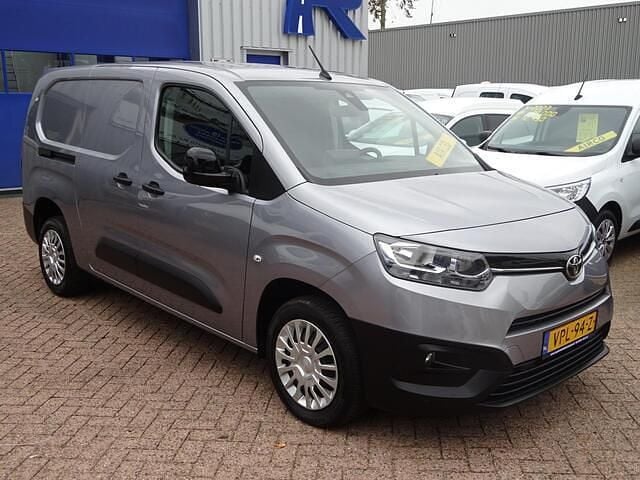 Grijs Gebruikt 2022 Toyota Proace City Van | € 13.950 (Super prijs) - Afbeelding 1/4