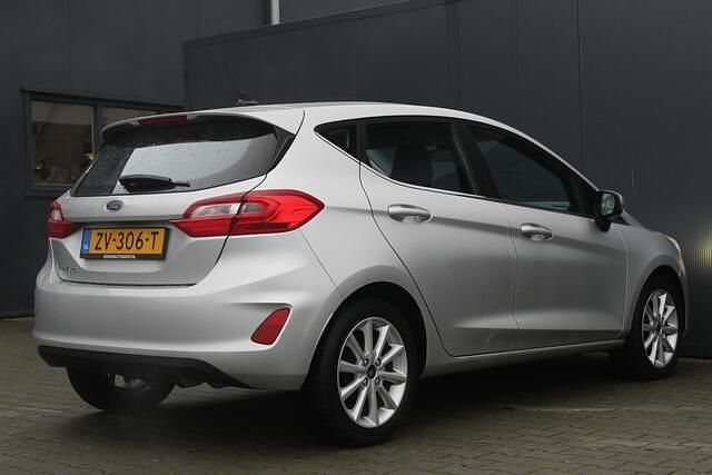 Occasion Ford Fiesta Titanium 101 PK (74 kW) 2019 Grijs Hatchback