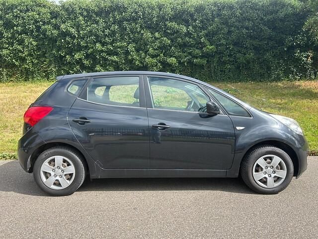 Occasion Kia Venga 90 PK (66 kW) 2010 Zwart Hatchback