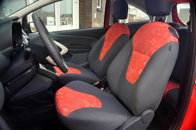 Occasion Ford Ka Style 69 PK (50 kW) 2015 Rood Hatchback