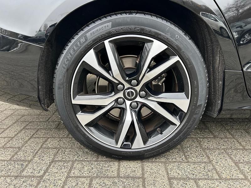 Occasion Volvo V60 Plus 2022 Zwart Stationwagen
