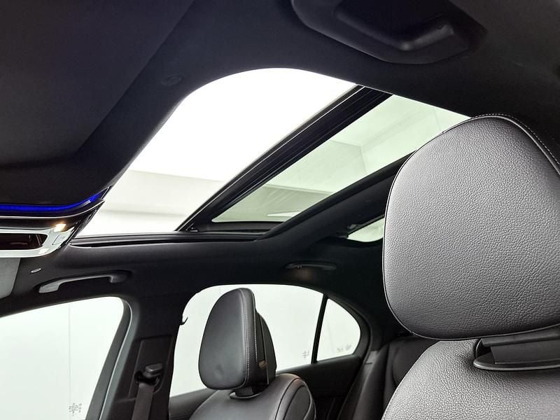 Occasion Mercedes C180 AMG 170 PK (125 kW) 2023 Zwart Sedan