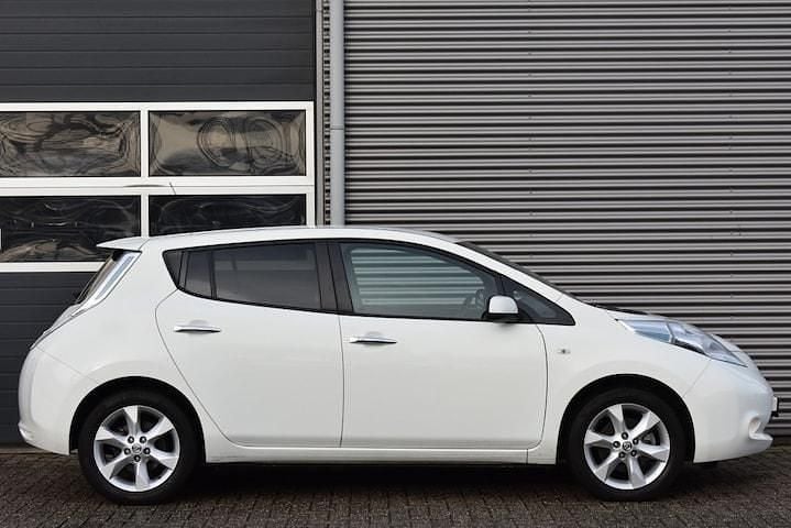 Occasion Nissan Leaf Acenta 80 kW (109 PK) 2016 Wit Hatchback
