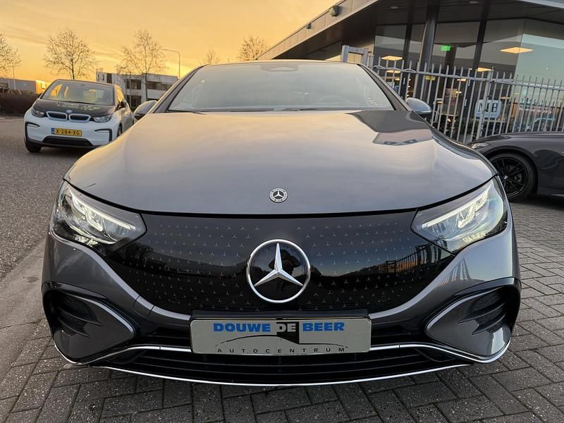 Occasion Mercedes EQE350 AMG line 215 kW (293 PK) 2022 Grijs (metallic) Sedan