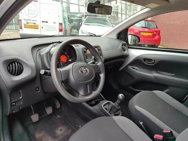 Occasion Toyota Aygo 2019 Grijs (metallic) Hatchback