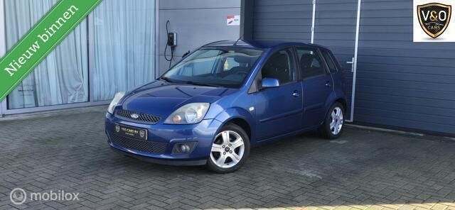 Blauw Gebruikt 2008 Ford Fiesta Futura Hatchback | € 1.499 (Goede deal) - Afbeelding 1/4