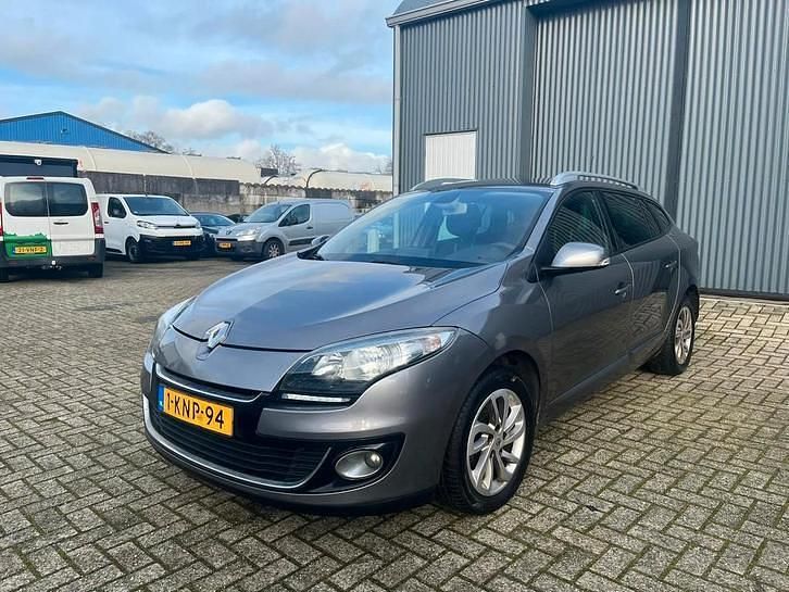 Occasion 2012 Renault Mégane III Stationwagen | € 2.699 (Duur) - Afbeelding 1/4