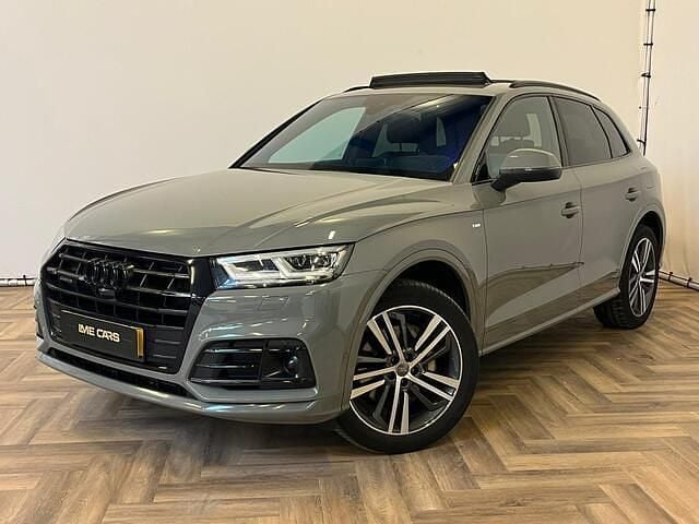 Grijs (metallic) Occasion 2020 Audi Q5 Competition SUV | € 31.900 (Super prijs) - Afbeelding 1/4