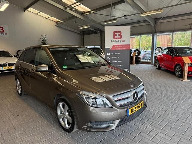 Occasion Mercedes B200 Prestige 156 PK (114 kW) 2013 Bruin MPV