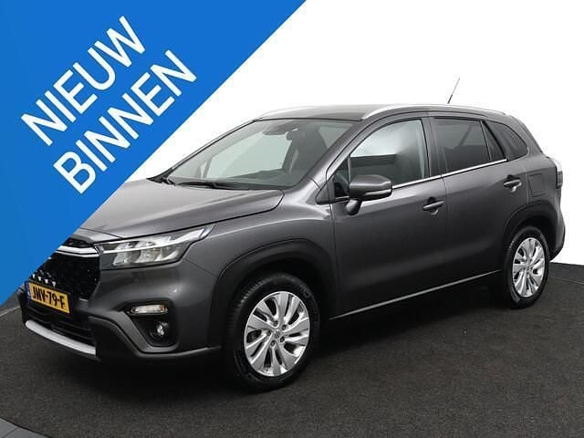 Grijs Occasion 2023 Suzuki SX4 S-Cross Style SUV | € 24.390 (Eerlijke prijs) - Afbeelding 1/4