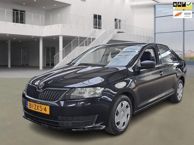 Zwart Gebruikt 2013 Skoda Rapid Comfort Hatchback | € 3.999 (Eerlijke prijs) - Afbeelding 1/4