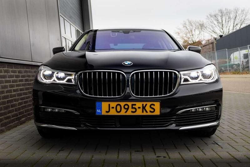 Occasion BMW 740 iPerformance 327 PK (240 kW) 2018 Zwart Sedan