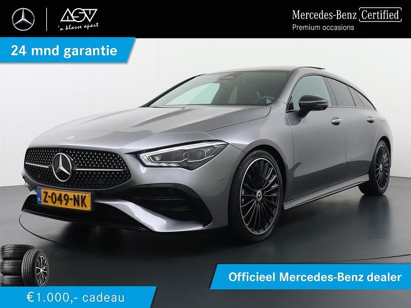 Grijs Gebruikt 2024 Mercedes CLA180 Shooting Brake AMG line Plus Stationwagen | € 39.880 - Afbeelding 1/4