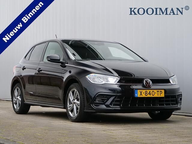 Zwart Gebruikt 2024 VW Polo R-line Hatchback | € 21.395 (Eerlijke prijs) - Afbeelding 1/4