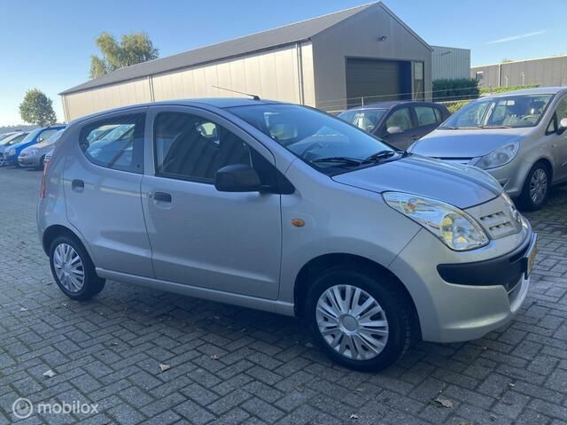 Occasion Nissan Pixo Visia 68 PK (50 kW) 2010 Grijs, metallic lak Hatchback