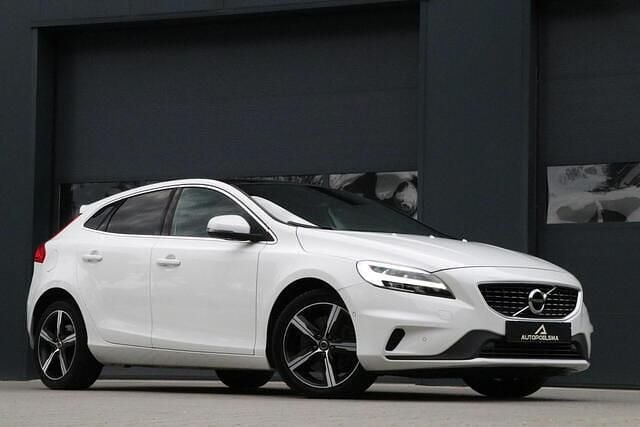 Wit Gebruikt 2019 Volvo V40 R-Design Stationwagen | € 15.750 (Goede deal) - Afbeelding 1/4