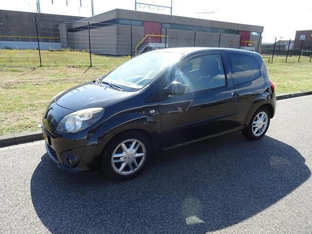 Zwart Occasion 2008 Renault Twingo Dynamique Hatchback | € 1.695 (Eerlijke prijs) - Afbeelding 1/4