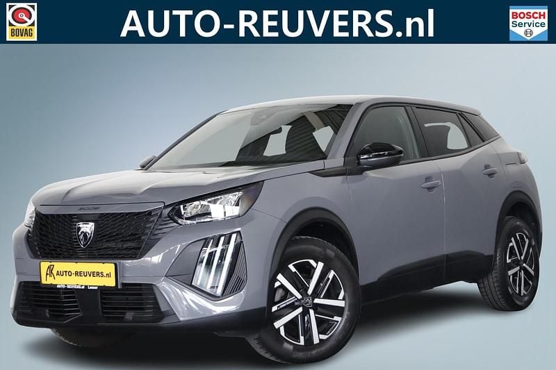 Grijs Gebruikt 2023 Peugeot 2008 GT-line SUV | € 20.900 (Goede deal) - Afbeelding 1/4