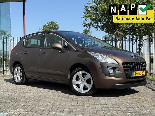 Bruin Gebruikt 2013 Peugeot 3008 Allure MPV | € 7.950 (Eerlijke prijs) - Afbeelding 1/4
