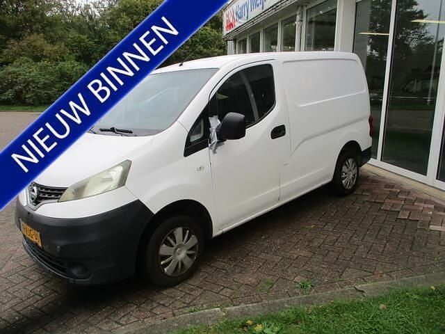 Wit Gebruikt 2010 Nissan NV200 Acenta Van | € 1.460 - Afbeelding 1/4