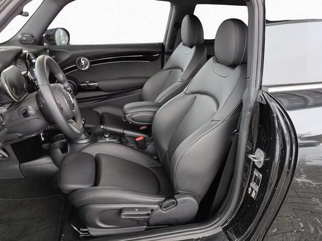 Occasion Mini Cooper Classic 136 PK (100 kW) 2023 Zwart (metallic) Hatchback