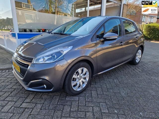 Grijs Gebruikt 2019 Peugeot 208 Active Hatchback | € 9.750 (Eerlijke prijs) - Afbeelding 1/4