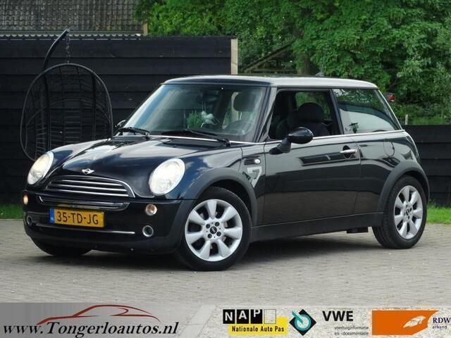 Zwart Gebruikt 2006 Mini ONE Seven Hatchback | € 999 (Goede deal) - Afbeelding 1/4