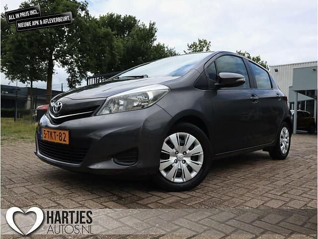 Grijs Gebruikt 2014 Toyota Yaris Hatchback | € 11.950 (Eerlijke prijs) - Afbeelding 1/4