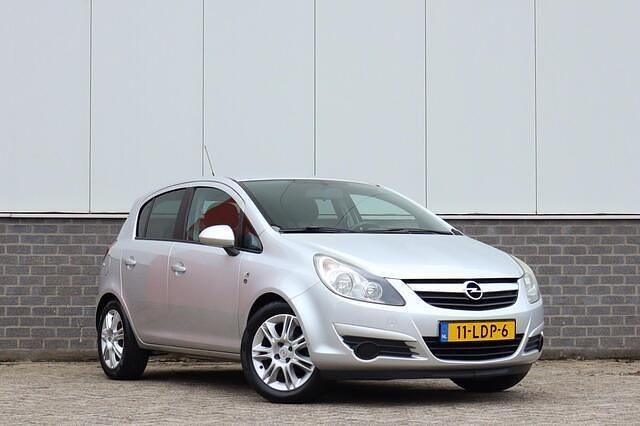 Occasion Opel Corsa Edition 86 PK (63 kW) 2010 Grijs Hatchback
