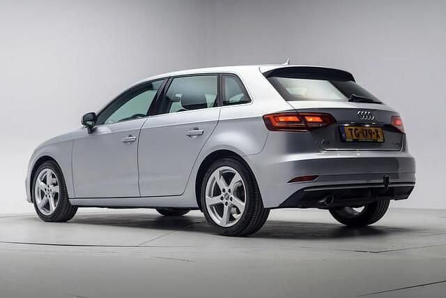 Occasion Audi A3 Sportback Design 116 PK (85 kW) 2018 Grijs Hatchback