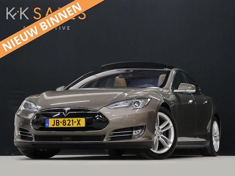 Grijs Gebruikt 2016 Tesla Model S Hatchback | € 19.940 (Super prijs) - Afbeelding 1/4